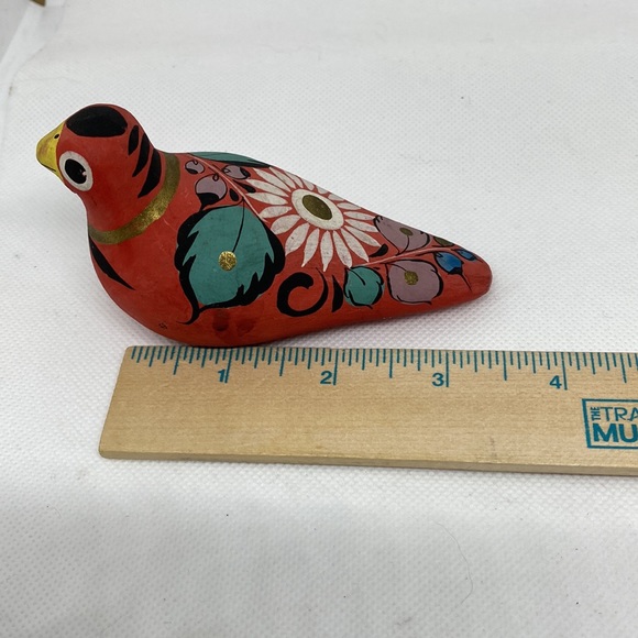 Mexican hand painted pottery bird - Picture 2 of 4